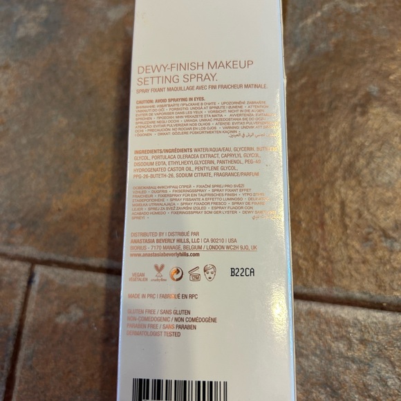 Anastasia Beverly Hills Dewy Set Setting Spray Gold BNIB - Picture 3 of 5